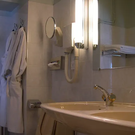 Chateau Des Bondons Ei ホテル