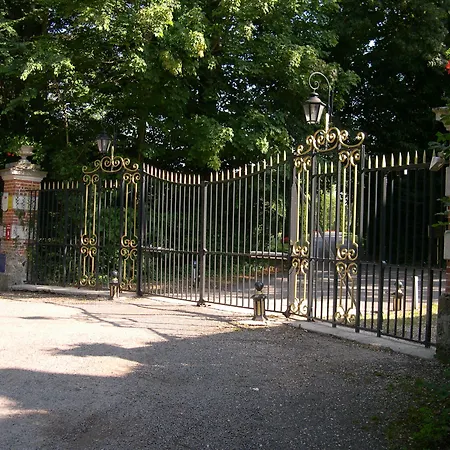 Chateau Des Bondons Ei Отель Ла Ферте-су-Жуар