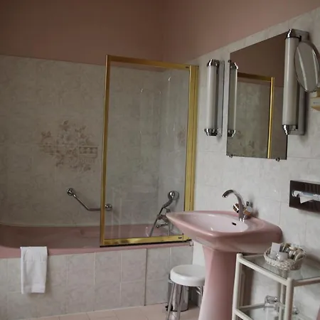 Chateau Des Bondons Ei 3* La Ferté-sous-Jouarre